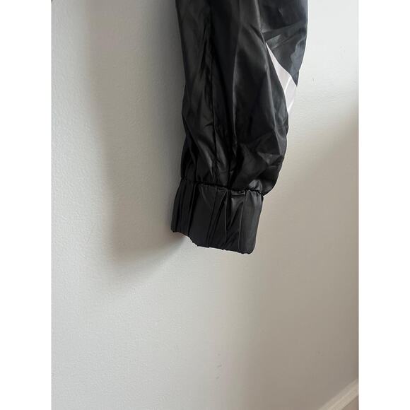 Nike Windbreaker Pants Women S Black Nylon Swoosh Logo Joggers Track - Picture 7 of 7